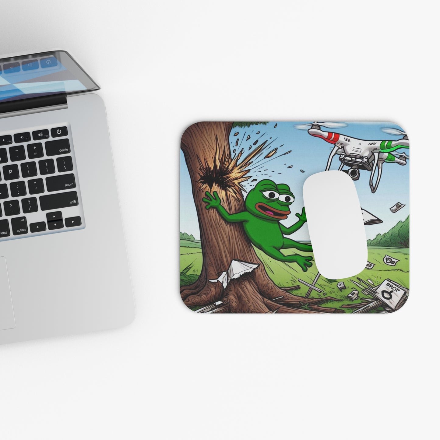 Whimsical Frog Mouse Pad - Fun Desk Accessory for Gamers & Creators