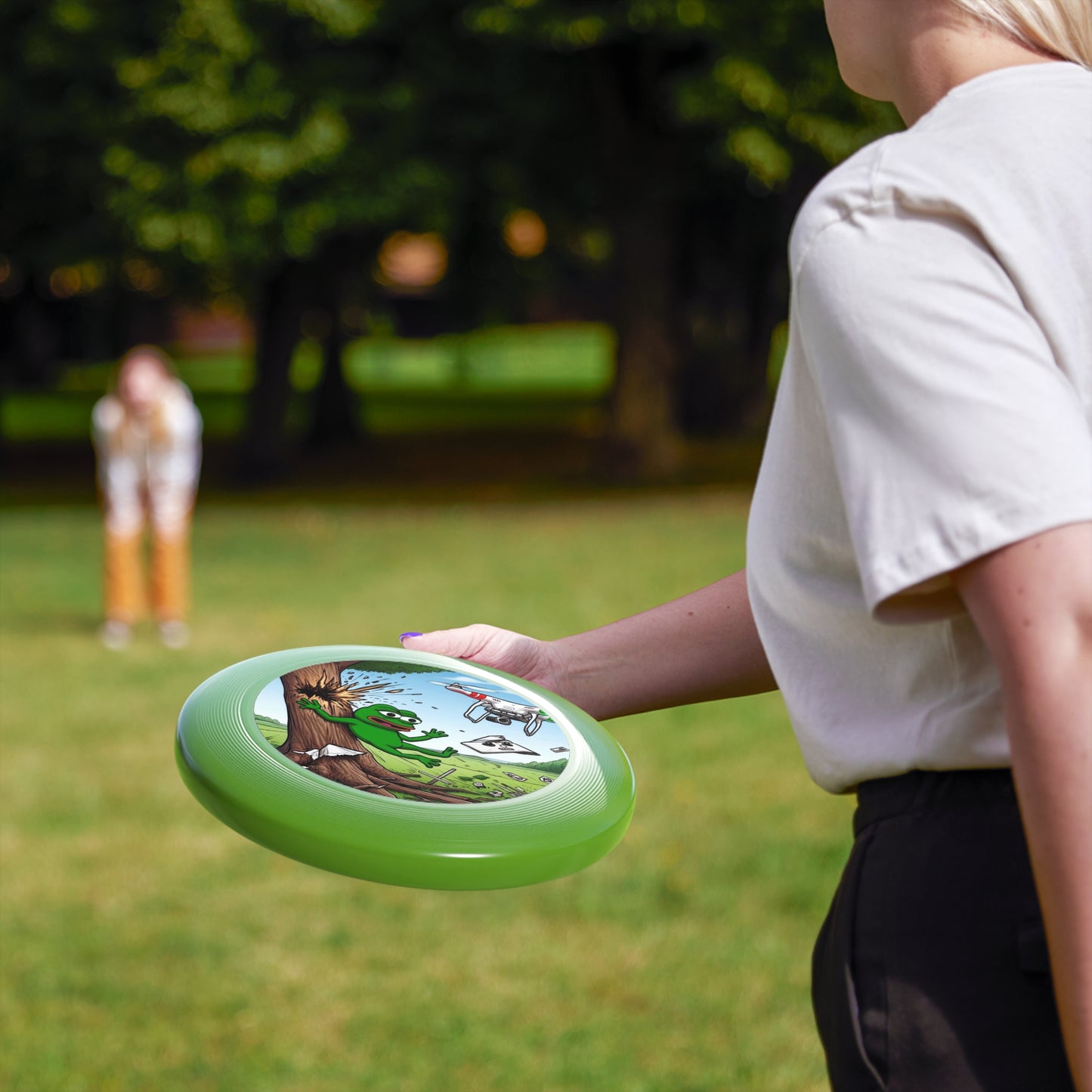 Wham-O Frisbee with Playful Frog Design - Perfect for Outdoor Fun and Games!